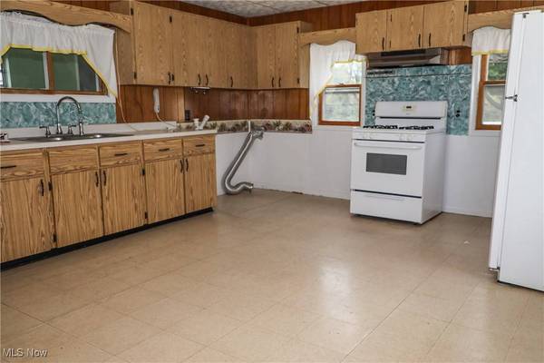 61781 W Tacoma RD, Barnesville, OH 43713