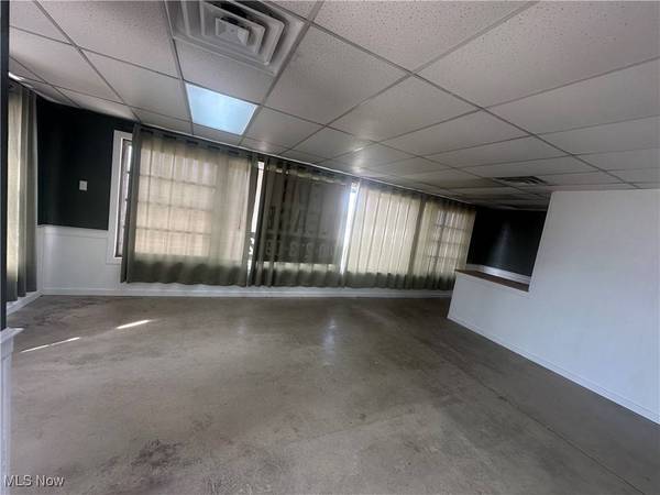 804 E Main ST, Barnesville, OH 43713