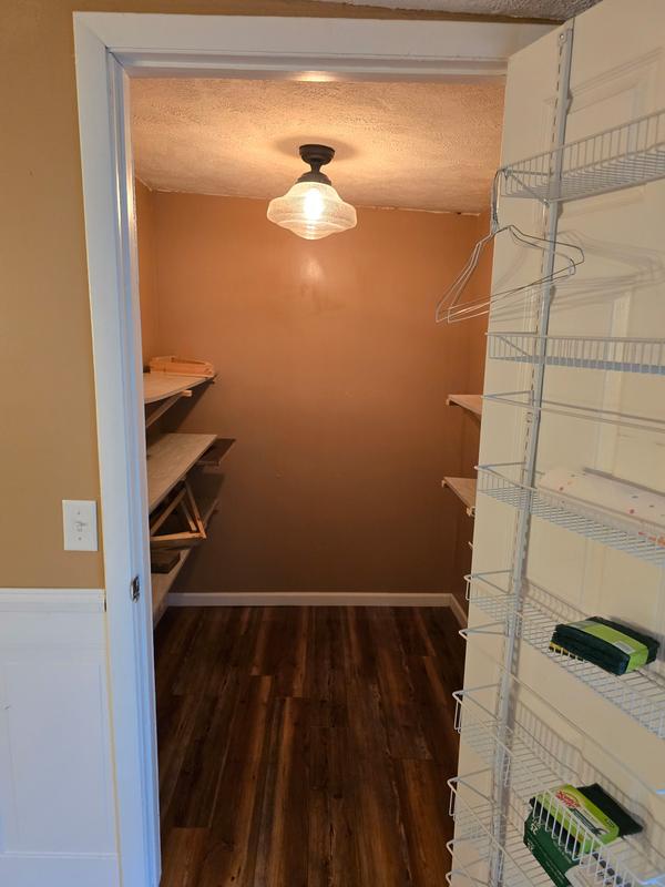 Rayland, OH 43943-7821,459 County Road 2