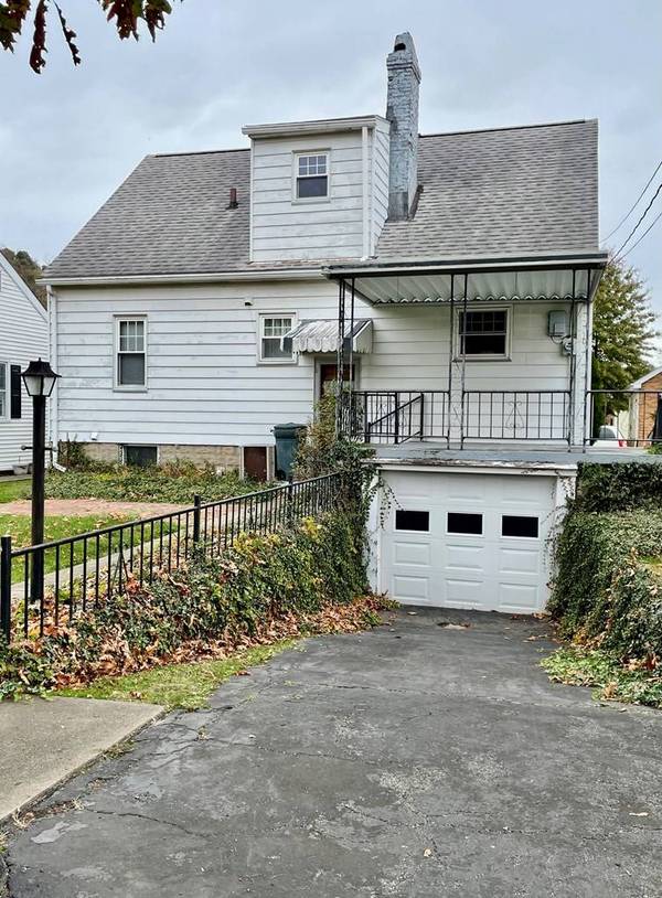 23 Vernon Avenue, Wheeling, WV 26003