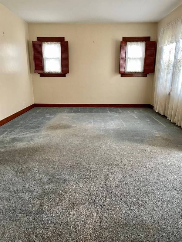 23 Vernon Avenue, Wheeling, WV 26003