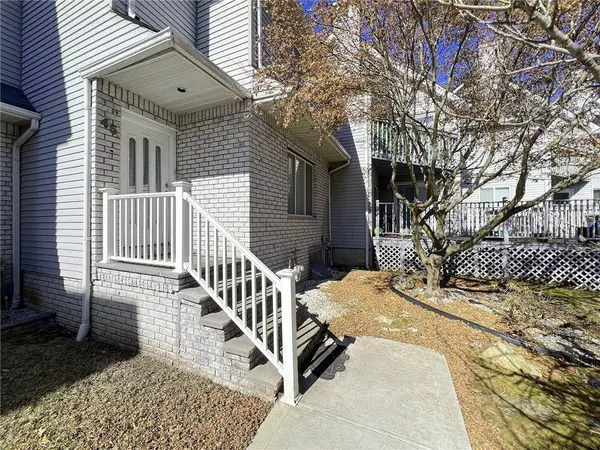 45 Fairlawn LOOP, Staten  Island, NY 10308