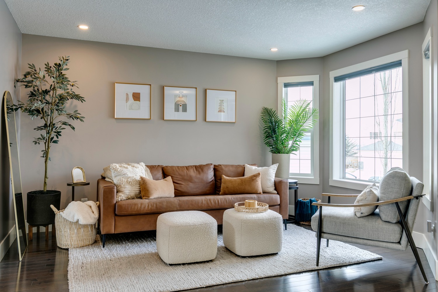 Bright Professional Condo Photo