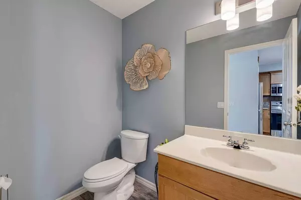 2384 Sagewood Gate SW #1101, Airdrie, AB T4B 0K7