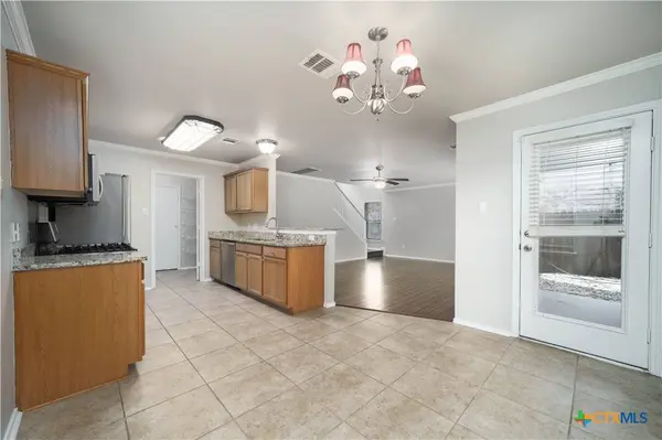 2208 Jesse Owens DR, Austin, TX 78748