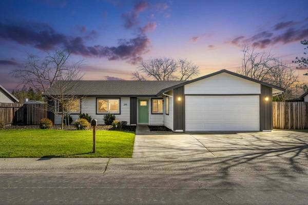 205 Briarcliff DR, Folsom, CA 95630