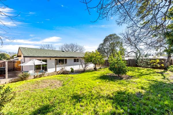 9847 Beachwood DR, Orangevale, CA 95662