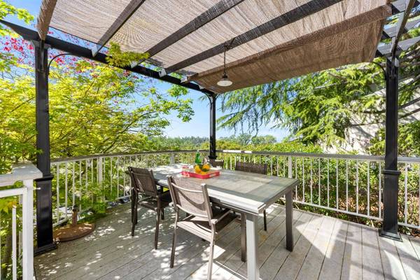 2045 Vista Mar DR, El Dorado Hills, CA 95762