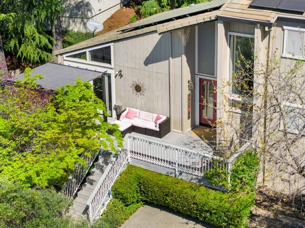 2045 Vista Mar DR, El Dorado Hills, CA 95762