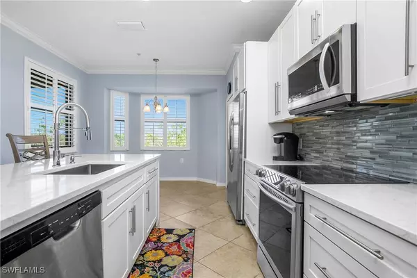 9719 Acqua CT #241, Naples, FL 34113