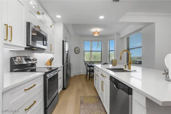 9554 Trevi CT #4727, Naples, FL 34113