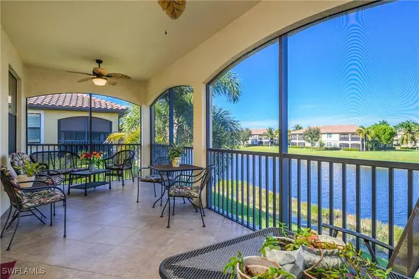 9495 Napoli LN #201, Naples, FL 34113