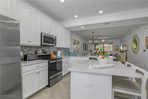 9572 Trevi CT #5034, Naples, FL 34113