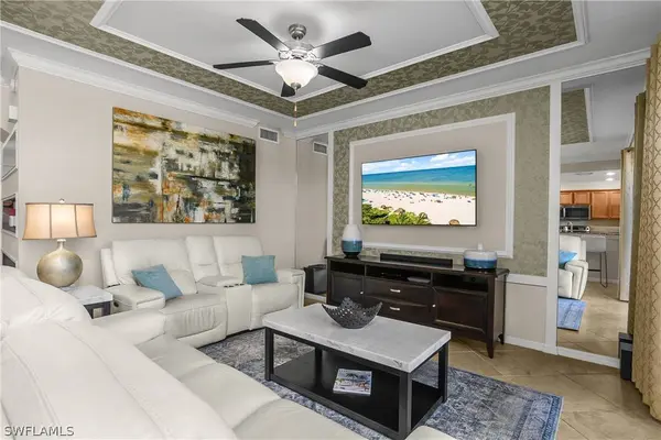 9815 Giaveno CT #1213, Naples, FL 34113