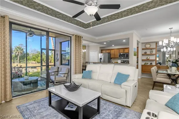 9815 Giaveno CT #1213, Naples, FL 34113