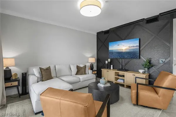 9584 Trevi CT #5217, Naples, FL 34113