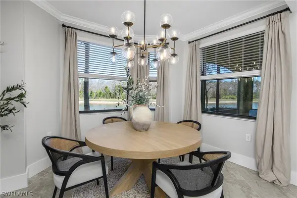 9584 Trevi CT #5217, Naples, FL 34113