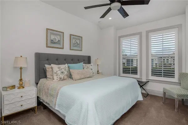 14852 Dockside LN, Naples, FL 34114