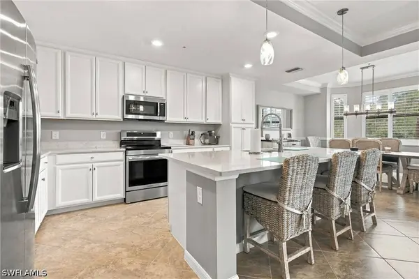 9590 Trevi CT #5316, Naples, FL 34113