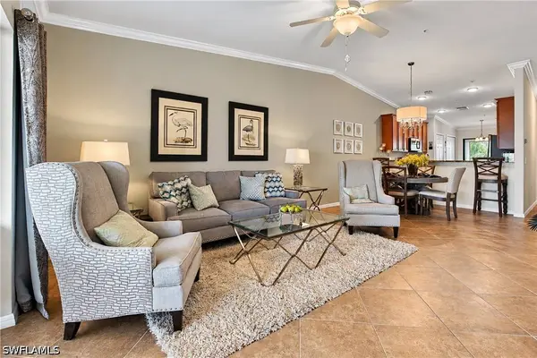 9521 Avellino WAY #2422, Naples, FL 34113