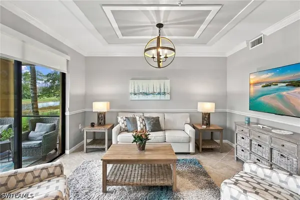 9590 Trevi CT #5316, Naples, FL 34113