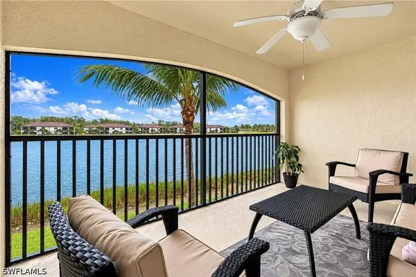 9521 Avellino WAY #2422, Naples, FL 34113