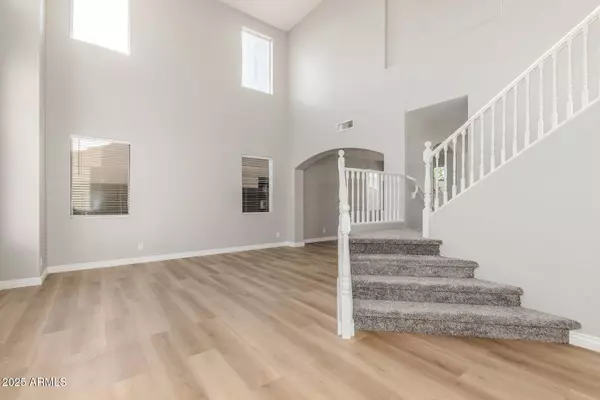 2754 E MICHELLE Way, Gilbert, AZ 85234