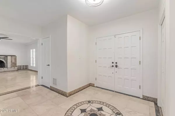 6550 N 7TH Street, Phoenix, AZ 85014