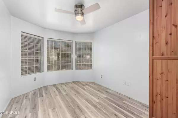 1433 E MINERAL Road, Gilbert, AZ 85234