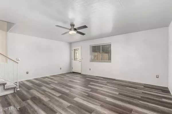 1433 E MINERAL Road, Gilbert, AZ 85234