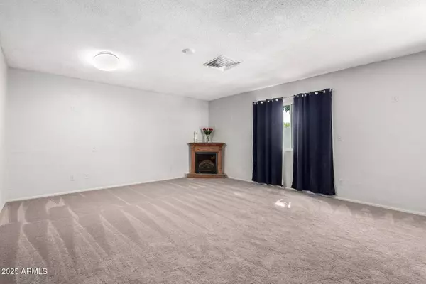 810 W VILLA MARIA Drive, Phoenix, AZ 85023