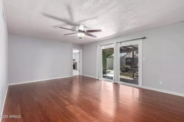 810 W VILLA MARIA Drive, Phoenix, AZ 85023