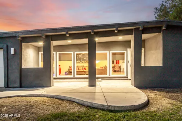 6746 E MONTEROSA Street, Scottsdale, AZ 85251