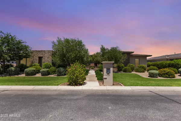 2754 E KINGBIRD Drive, Gilbert, AZ 85297