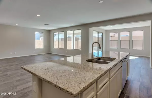 26035 W QUAIL Avenue, Buckeye, AZ 85396