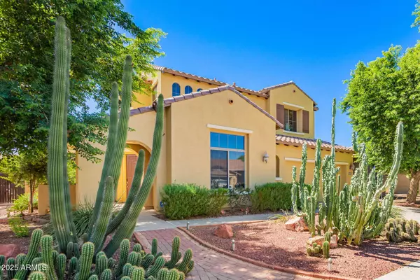 3325 E GRAND CANYON Drive, Chandler, AZ 85249