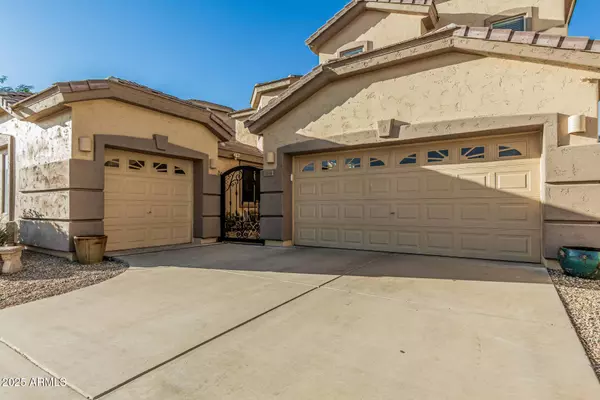 17630 W STATLER Drive, Surprise, AZ 85388