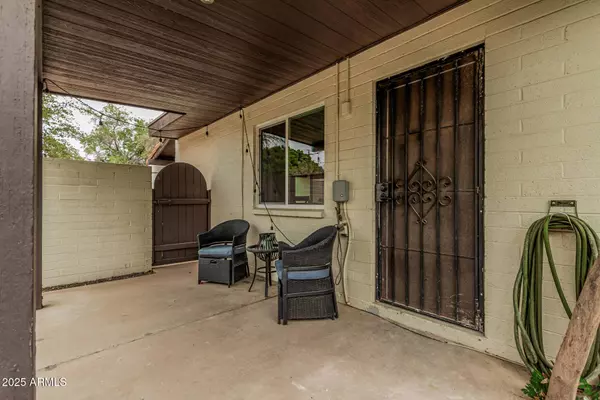 117 W 10TH Street, Tempe, AZ 85281