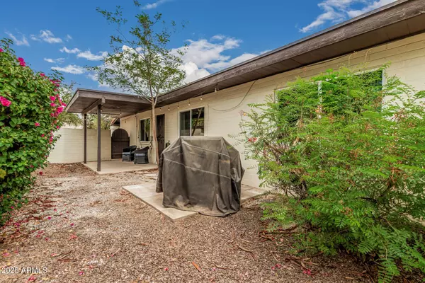 117 W 10TH Street, Tempe, AZ 85281