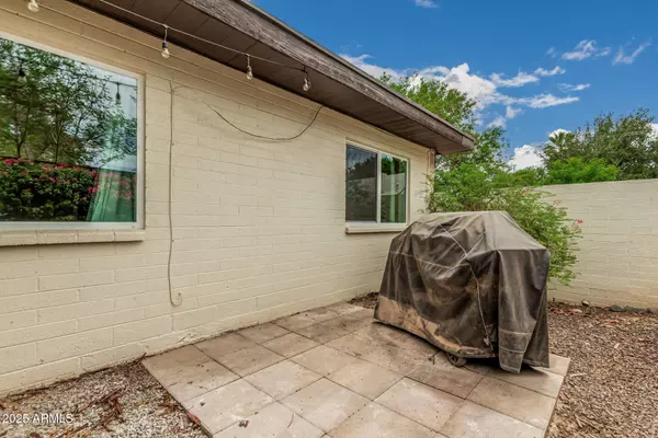 117 W 10TH Street, Tempe, AZ 85281