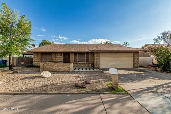 1203 W ALAMO Drive, Chandler, AZ 85224