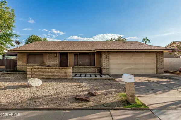 1203 W ALAMO Drive, Chandler, AZ 85224