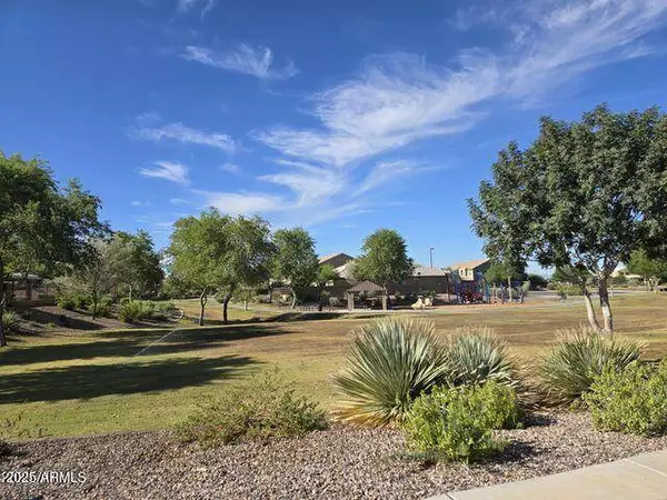 2665 E GILLCREST Road, Gilbert, AZ 85298