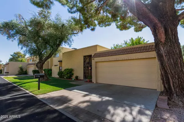 2111 W MARLETTE Avenue, Phoenix, AZ 85015