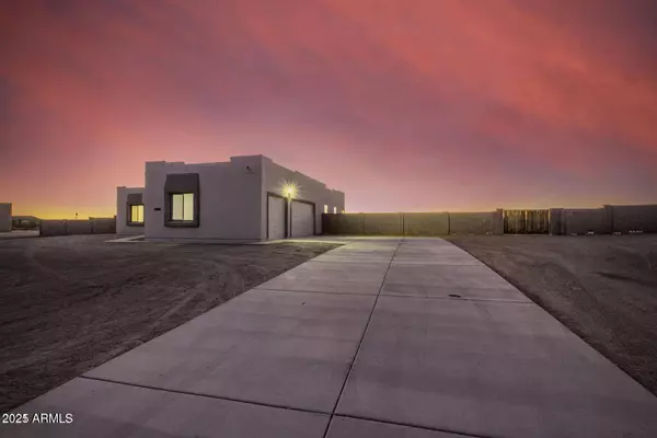 29510 N 244TH Drive, Wittmann, AZ 85361