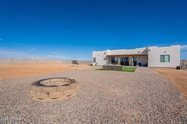 29510 N 244TH Drive, Wittmann, AZ 85361