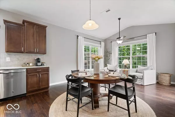 7249 Red Maple DR, Zionsville, IN 46077