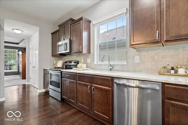 7249 Red Maple DR, Zionsville, IN 46077