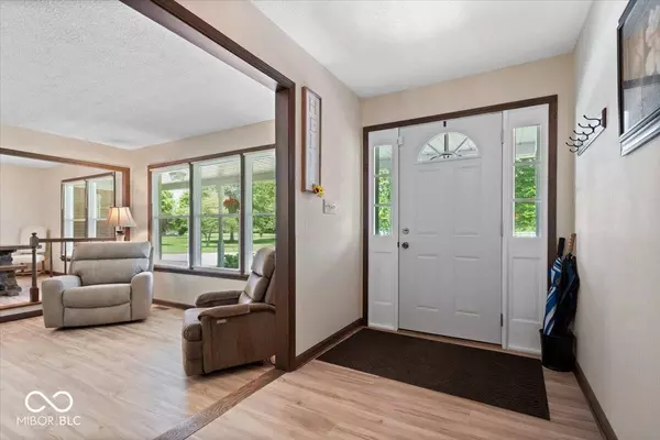 881 W 1050 N, Fortville, IN 46040