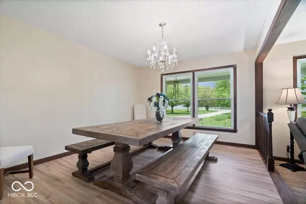 881 W 1050 N, Fortville, IN 46040